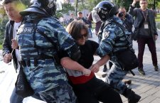 Как вести себя при задержании на митинге?